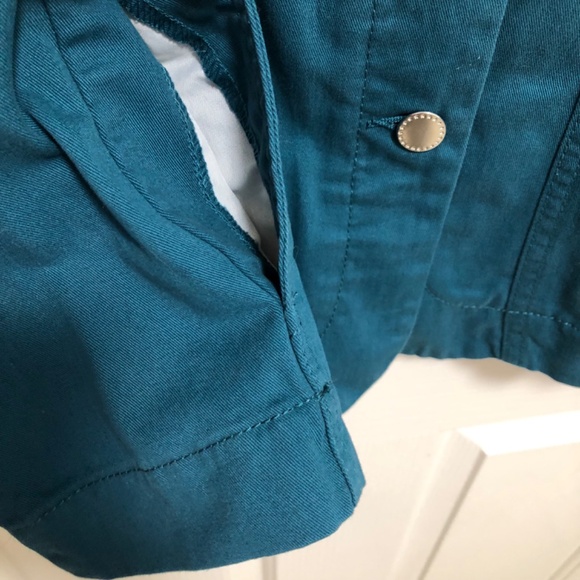 NWOT - Teal Jean Jacket with Straight Bottom - Picture 8 of 16